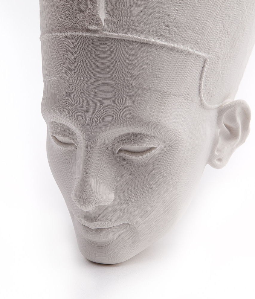 3D프린팅으로 제작한 네페르티티(Nefertiti、NeFeRTiTi) 두상 벽 장식 2